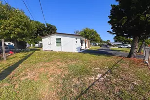 3361 NW 5th Pl, Lauderhill, FL 33311 - Photo 21