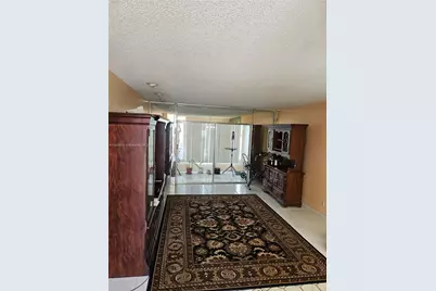 5121 W Oakland Park Blvd #211, Lauderdale Lakes, FL 33313 - Photo 7