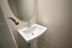 2800 NW 180th St, Miami Gardens, FL 33056 - Photo 7