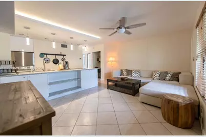 1012 SE 15th St #3, Fort Lauderdale, FL 33316 - Photo 5