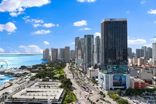 398 NE 5th St, Miami, FL 33132 - Photo 13