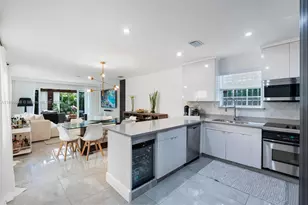 2752 SW 11th St, Miami, FL 33135 - Photo 11