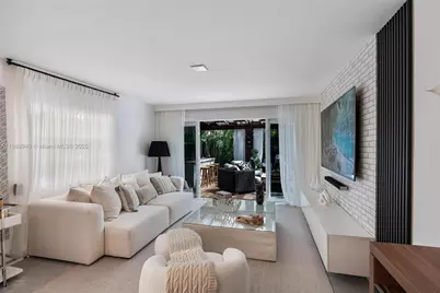 2752 SW 11th St, Miami, FL 33135 - Photo 7