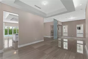 8415 NW 34th Dr, Doral, FL 33122 - Photo 7