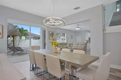 17933 NW 87th Pl, Hialeah, FL 33018 - Photo 11