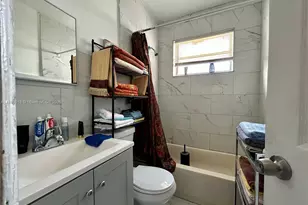 2013 Washington Ave, Opa-Locka, FL 33054 - Photo 13