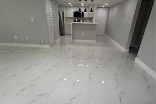 9937 Nob Hill Pl, Sunrise, FL 33351 - Photo 7
