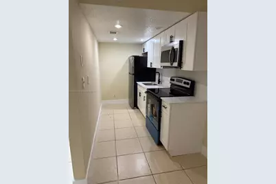2377 W 66th Pl #204, Hialeah, FL 33016 - Photo 11