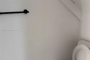 6625 W 4th Ave, Hialeah, FL 33012 - Photo 11