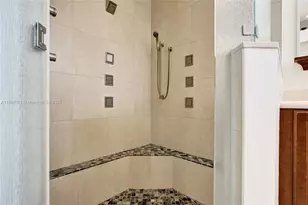 300 W Chaminade Dr, Hollywood, FL 33021 - Photo 49