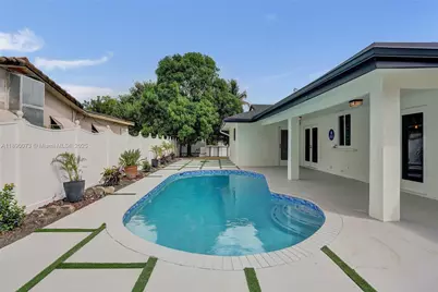 300 W Chaminade Dr, Hollywood, FL 33021 - Photo 59