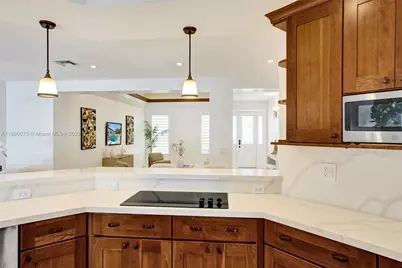 300 W Chaminade Dr, Hollywood, FL 33021 - Photo 23