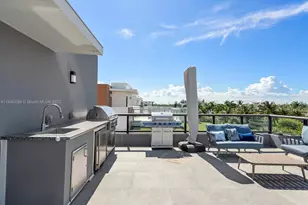 332 Balboa St, Hollywood, FL 33019 - Photo 11