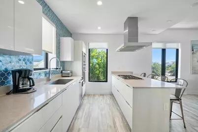 332 Balboa St, Hollywood, FL 33019 - Photo 11