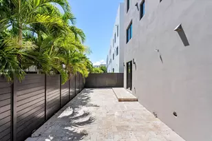 332 Balboa St, Hollywood, FL 33019 - Photo 37