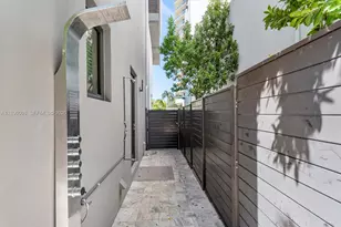 332 Balboa St, Hollywood, FL 33019 - Photo 33