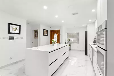 13411 SW 116th Pl, Miami, FL 33176 - Photo 7