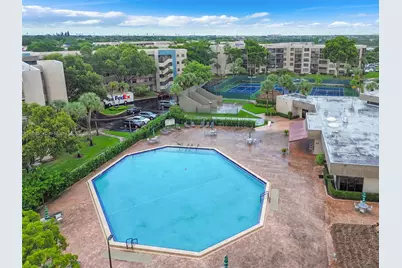 1100 Colony Point Cir #504, Pembroke Pines, FL 33026 - Photo 31