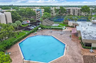 1100 Colony Point Cir, Pembroke Pines, FL 33026 - Photo 31