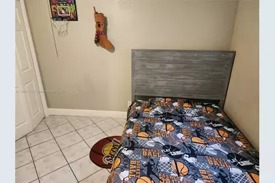 4361 NW 35th Ave, Lauderdale Lakes, FL 33309 - Photo 5