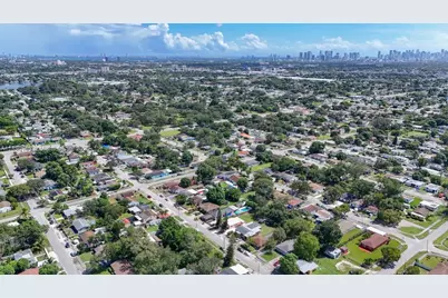 1852 NW 85th St, Miami, FL 33147 - Photo 31