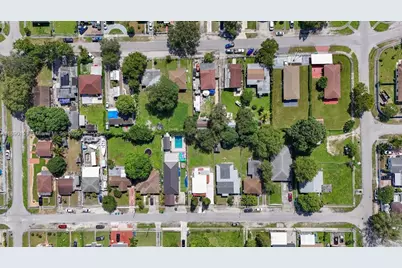 1852 NW 85th St, Miami, FL 33147 - Photo 29