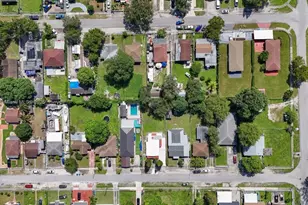 1852 NW 85th St, Miami, FL 33147 - Photo 29