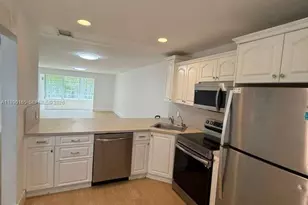 1550 NE 191st St, Miami, FL 33179 - Photo 1