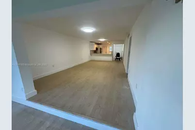 1550 NE 191st St #310, Miami, FL 33179 - Photo 3