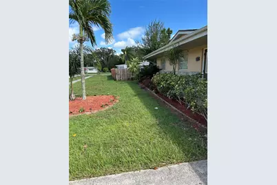 108 SE Soneto Ct, Port Saint Lucie, FL 34983 - Photo 5