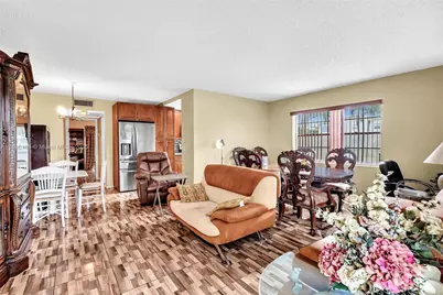 160 Markham H #160, Deerfield Beach, FL 33442 - Photo 5