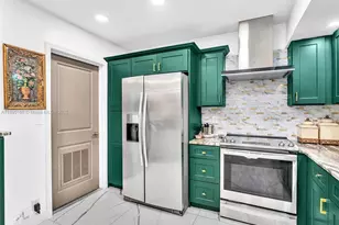 3380 NW 46th Ave, Lauderdale Lakes, FL 33319 - Photo 11