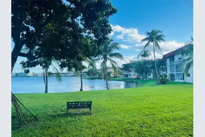 19001 NE 14th Ave #107, Miami, FL 33179 - Photo 17