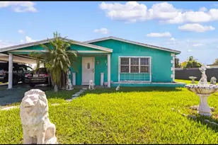 715 NW 9th Ave, Florida City, FL 33034 - Photo 1