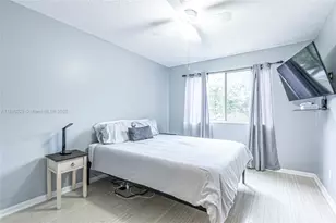 2913 Myrtle Oak Cir, Davie, FL 33328 - Photo 27