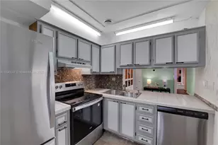 2737 S Oakland Forest Dr, Oakland Park, FL 33309 - Photo 13