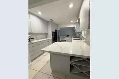 16841 NW 80th Ct, Miami Lakes, FL 33016 - Photo 15