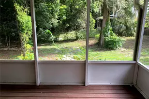 325 E Plymouth, Deland, FL 32724 - Photo 35