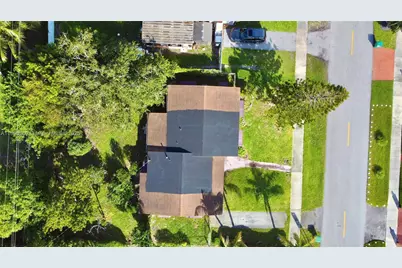 1265 NW 187th St, Miami Gardens, FL 33169 - Photo 25