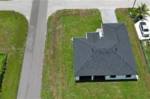 2800 33rd St SW, Lehigh Acres, FL 33976 - Photo 29
