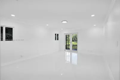 2181 SW 117th Ter, Davie, FL 33325 - Photo 21