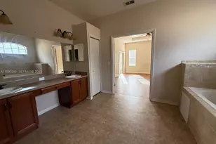 2974 Blackwater Oaks Dr, Lakeland, FL 33860 - Photo 19