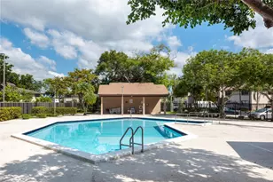 9876 Nob Hill Ct, Sunrise, FL 33351 - Photo 23