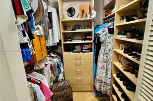 19501 W Country Club Dr, Aventura, FL 33180 - Photo 9