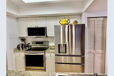 19501 W Country Club Dr #2515, Aventura, FL 33180 - Photo 5