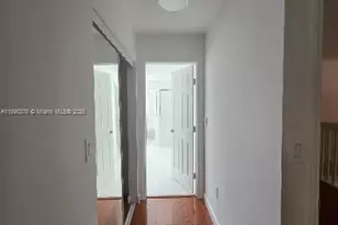 11525 NW 71st St, Doral, FL 33178 - Photo 15