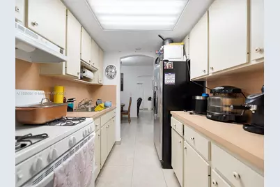 911 E 14th Pl, Hialeah, FL 33010 - Photo 33