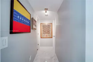 1017 NE 202nd Ln, Miami, FL 33179 - Photo 17