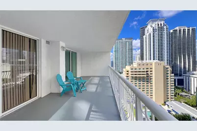 1200 Brickell Bay Dr #2814, Miami, FL 33131 - Photo 11