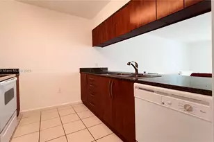 1200 Brickell Bay Dr, Miami, FL 33131 - Photo 3